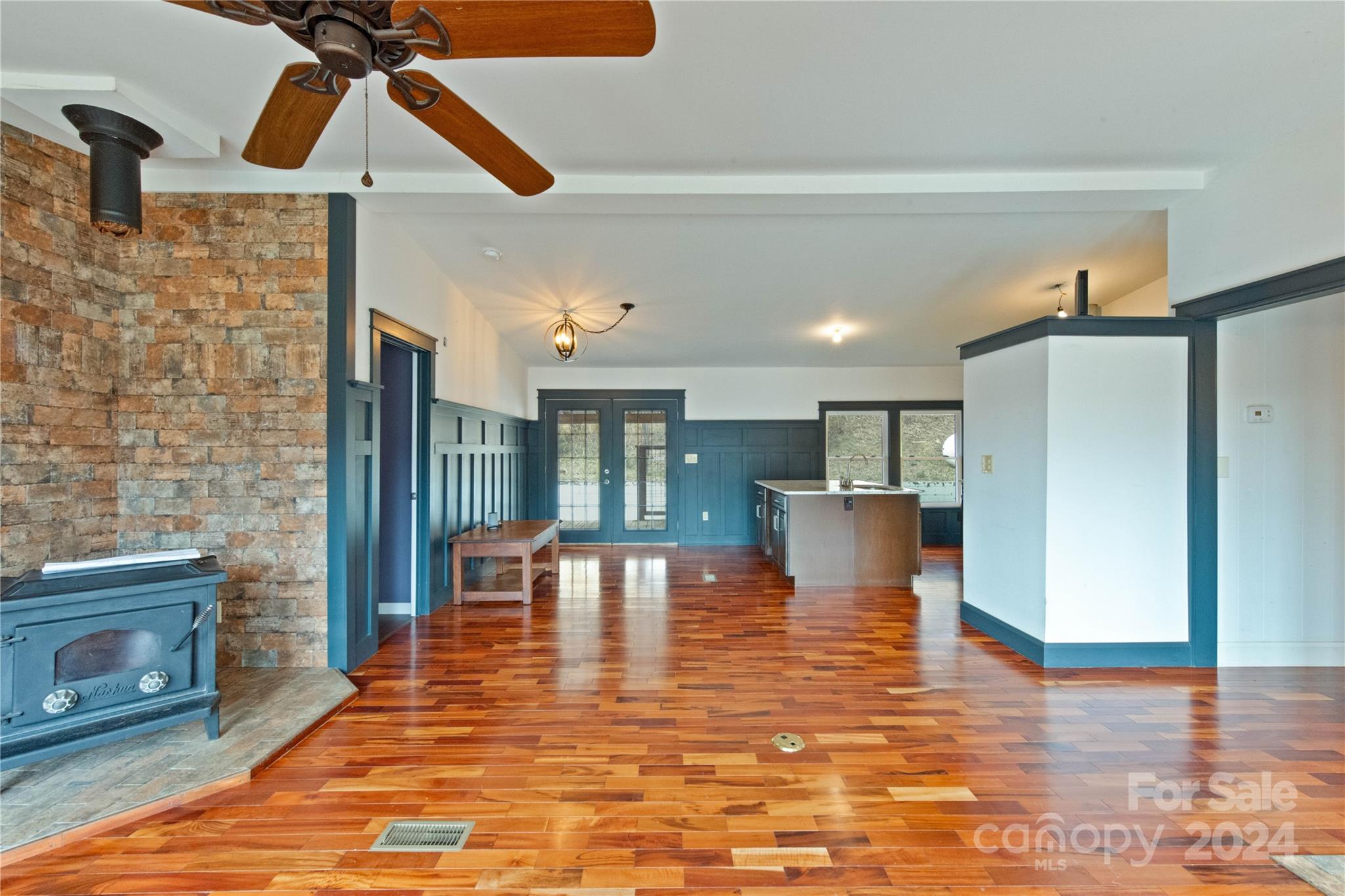 2089 East Fork Road Marshall, NC 28753 - Photo 10 of 40 Gallery Image 10
