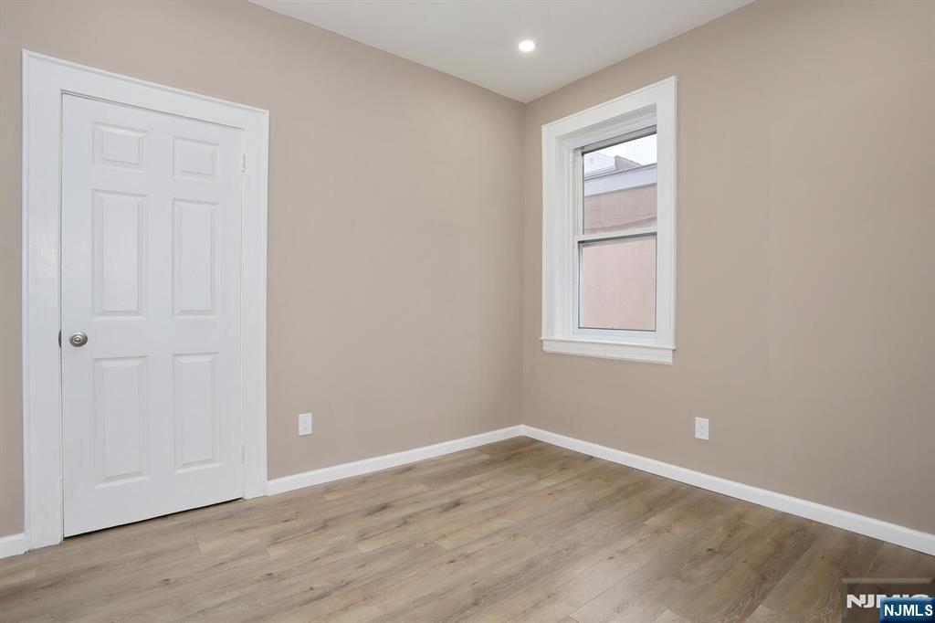 143 Farnham Avenue, Unit 2 Garfield, NJ 07026 - Photo 15 of 22