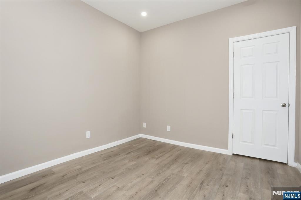 143 Farnham Avenue, Unit 2 Garfield, NJ 07026 - Photo 17 of 22