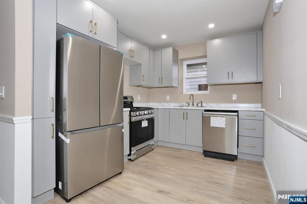 143 Farnham Avenue, Unit 2 Garfield, NJ 07026 - Photo 4 of 22