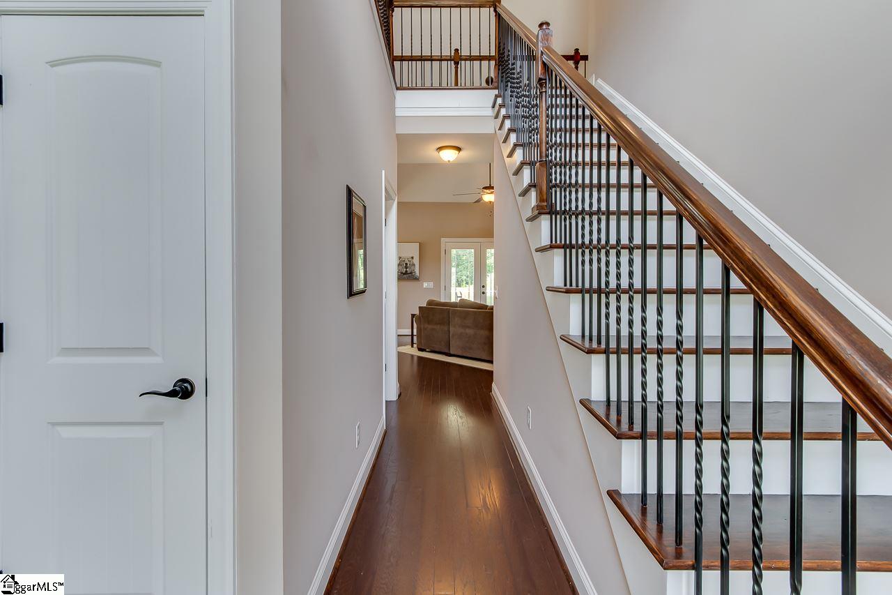 108 Springwater Court Easley, SC 29642 - Photo 3 of 34 Gallery Image 3