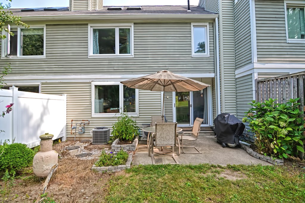 99 Stone Ridge Road, Unit 99 Franklin, MA 02038 - Photo 31 of 36