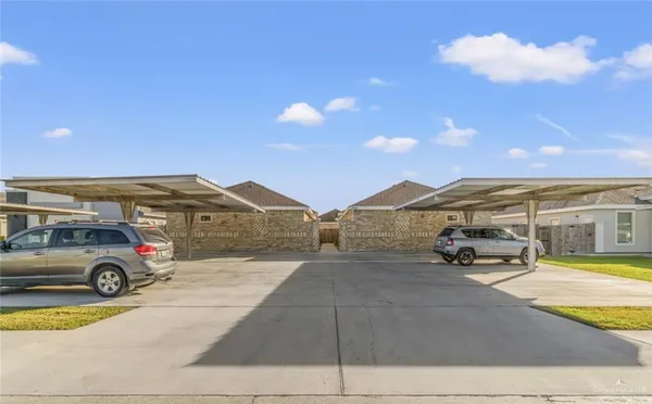 $1,175 | 1005 West La Pointe Avenue, Unit 3, Alton, TX 78573