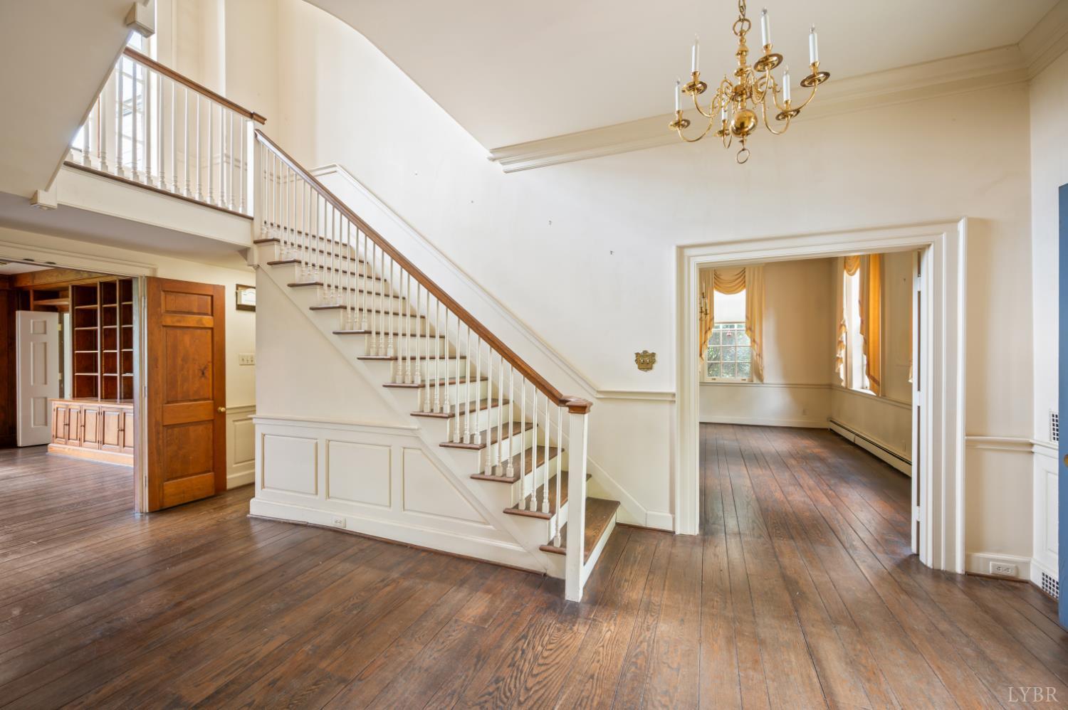 4405 Williams Road Lynchburg, VA 24503 - Photo 6 of 42
