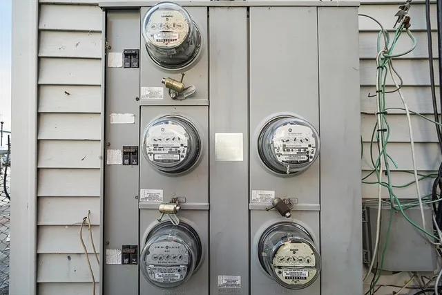 a view of walk in closet