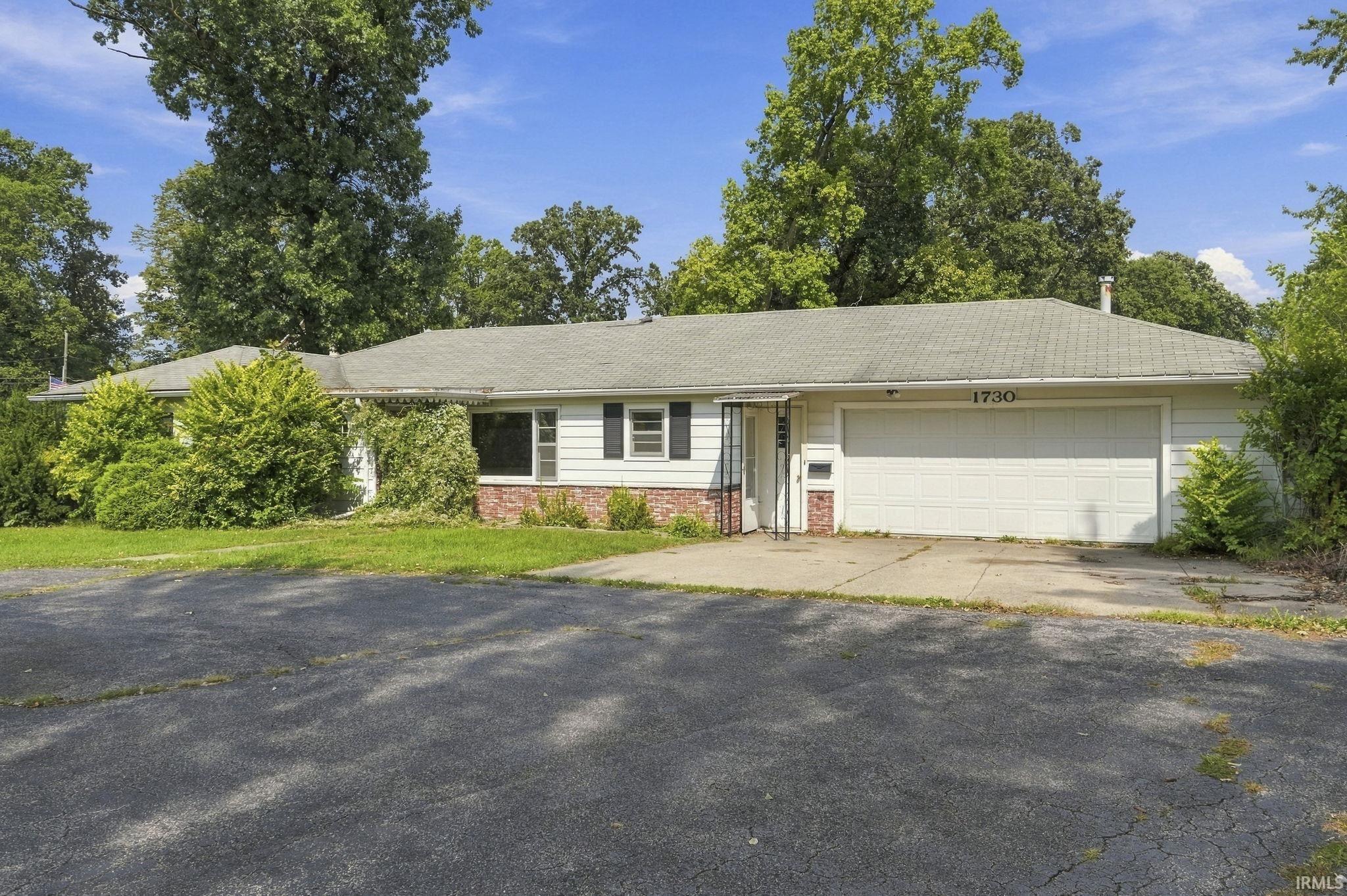 1730 Lower Huntington Road Fort Wayne, IN 46819 - Photo 1 of 19 Gallery Image 1