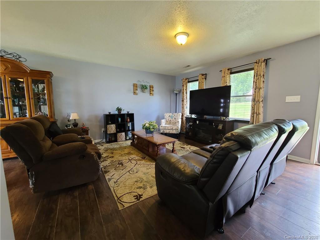22 Star Road Marshall, NC 28753 - Photo 3 of 22 Gallery Image 3