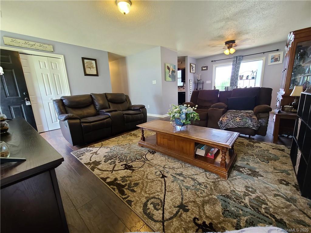 22 Star Road Marshall, NC 28753 - Photo 5 of 22 Gallery Image 5