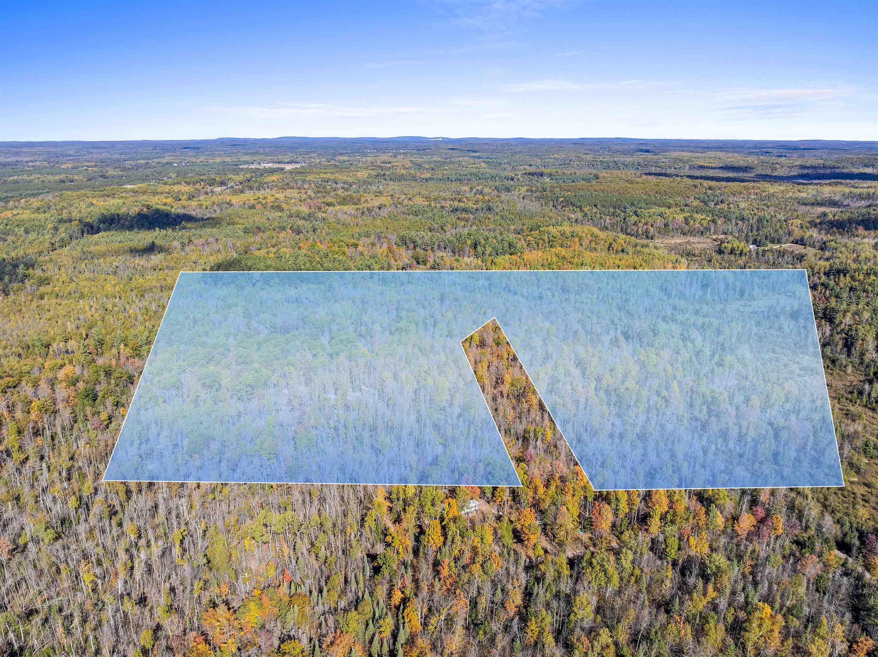 N16656 Dexter Road Pembine, WI 54156 - Photo 2 of 25
