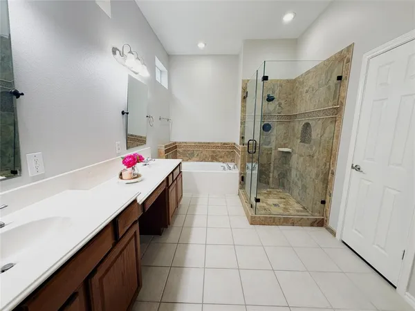 $3,200 | 69 Cattail Pond Drive, Frisco, TX 75034