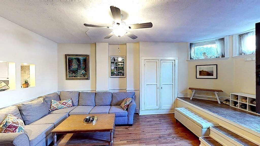 1495 Beacon Street, Unit G Brookline, MA 02446 - Photo 4 of 17