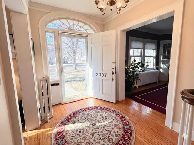 $219,900 | 2037 Clinton Street, Rockford, IL 61103