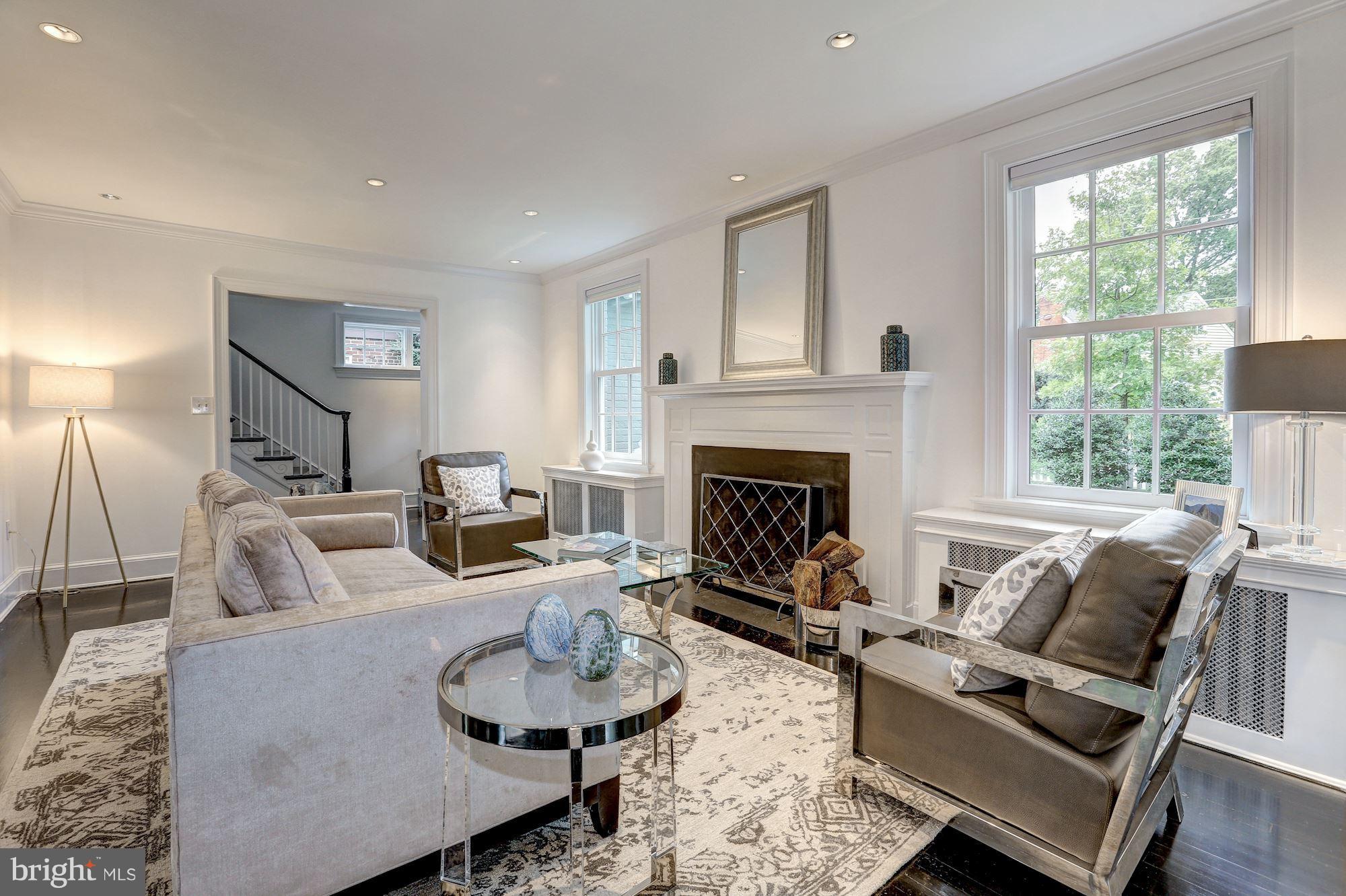 6315 Broad Branch Road Chevy Chase, MD 20815 - Photo 4 of 29 Living Room