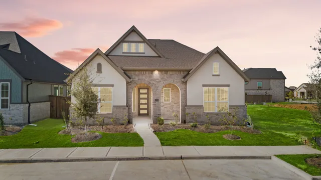 $425,990 | 12139 Canal Vw Boulevard, Mont Belvieu, TX 77523