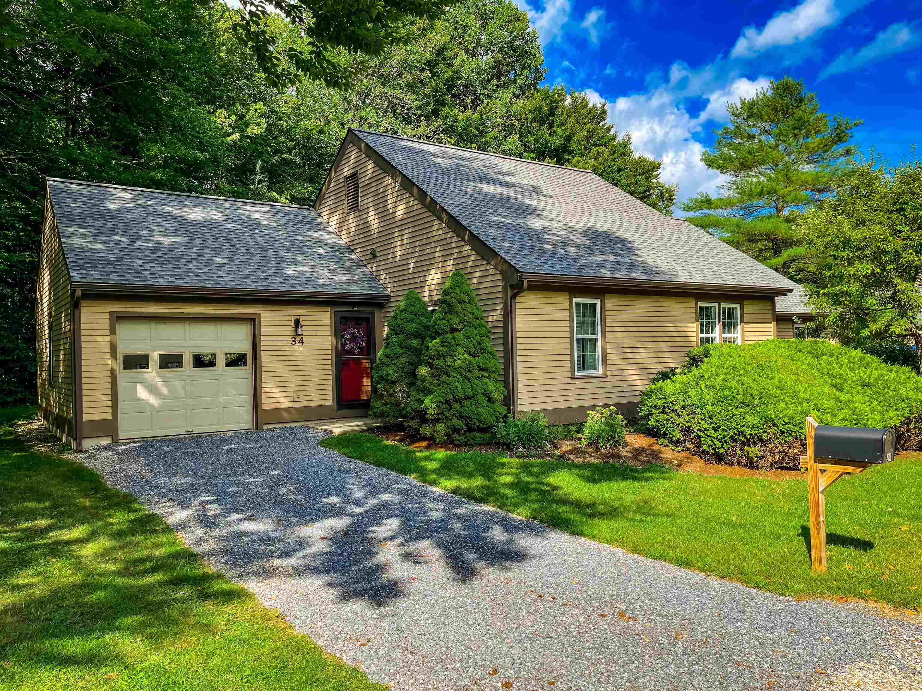 34 Jade Circle, Unit 21 Manchester, VT 05255 - Photo 1 of 11