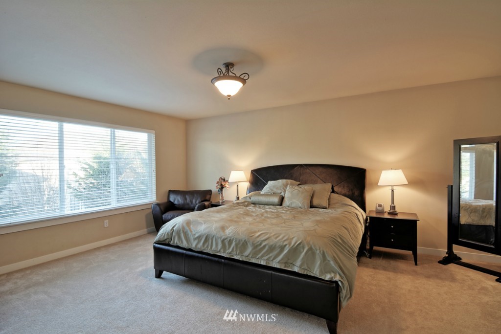 3811 186th Place Southeast Bothell, WA 98012 - Photo 14 of 25 Gallery Image 14