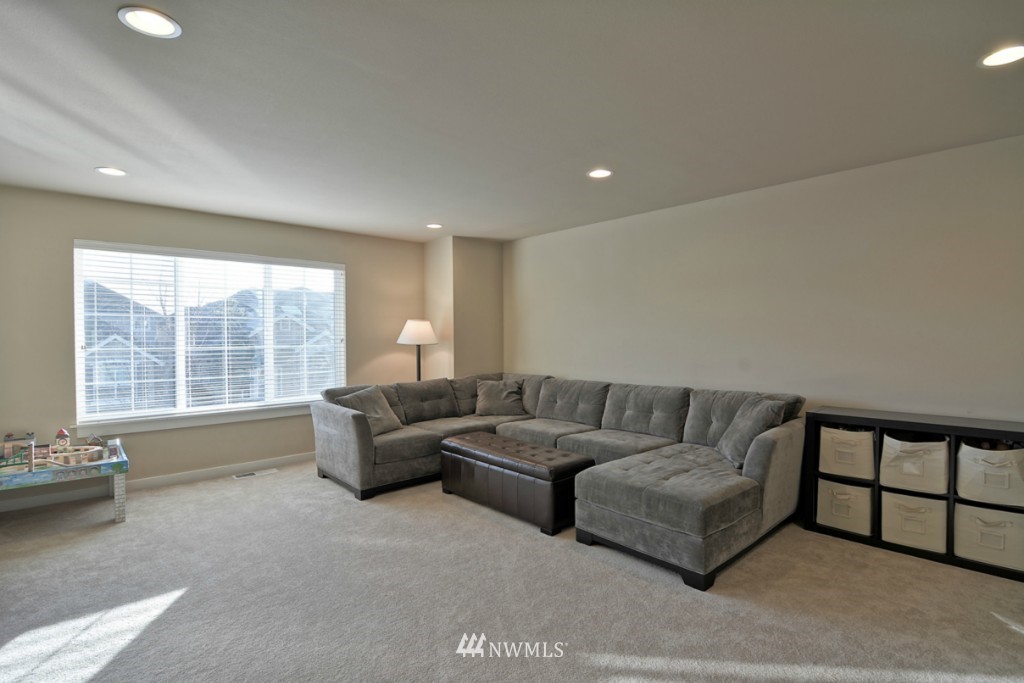 3811 186th Place Southeast Bothell, WA 98012 - Photo 22 of 25 Gallery Image 22