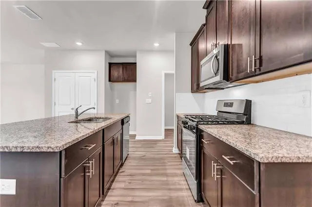 $2,350 | 1575 Villageside Court, Lawrenceville, GA 30043