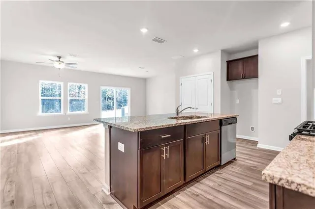 $2,350 | 1575 Villageside Court, Lawrenceville, GA 30043