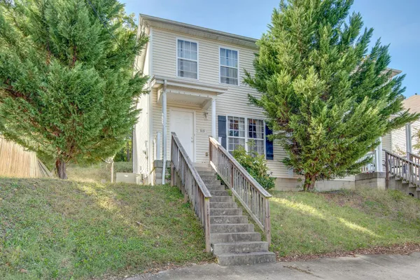 $1,800 | 515 Cedarmont Drive, Antioch, TN 37013