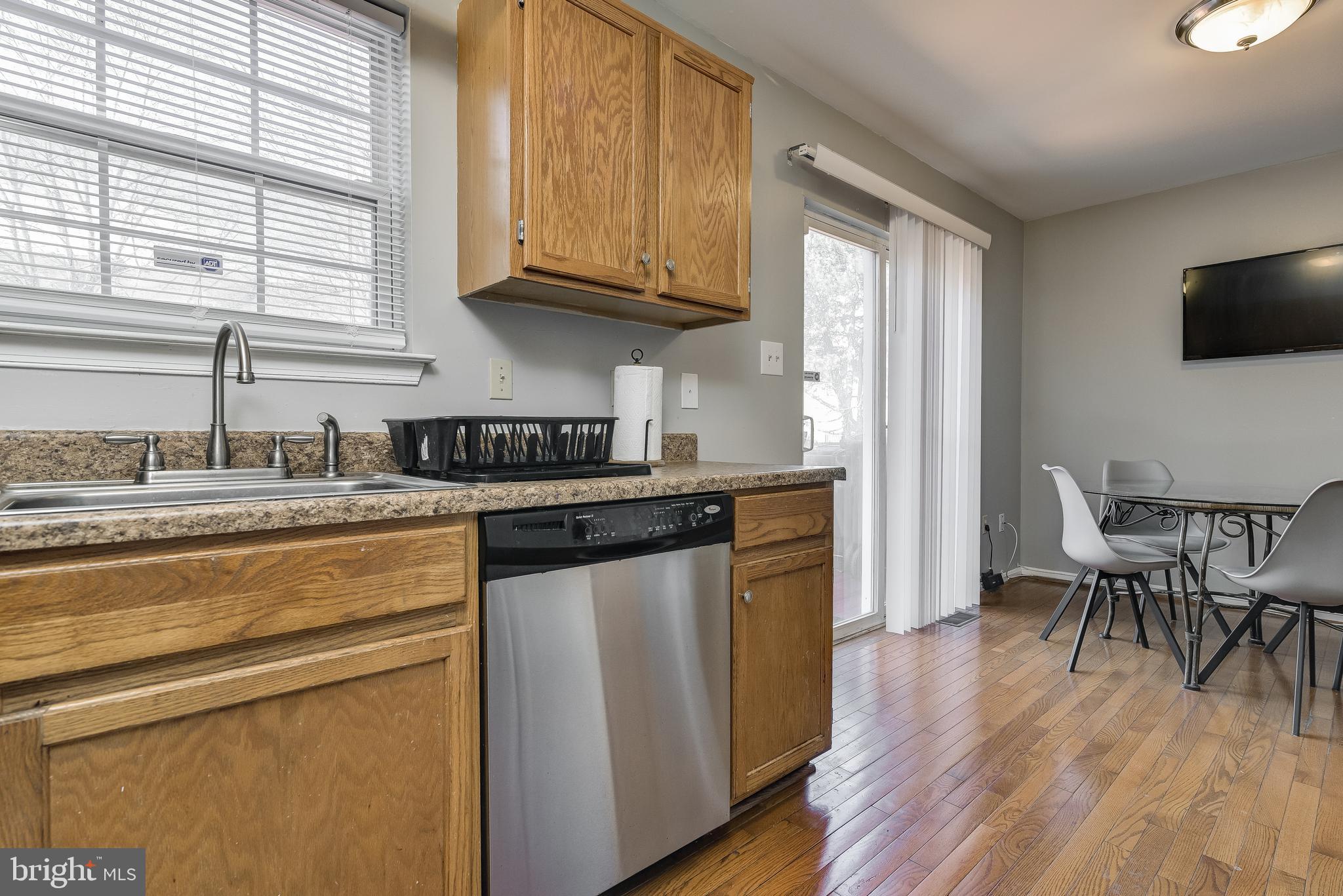 8849 Ritchboro Road District Heights, MD 20747 - Photo 14 of 41