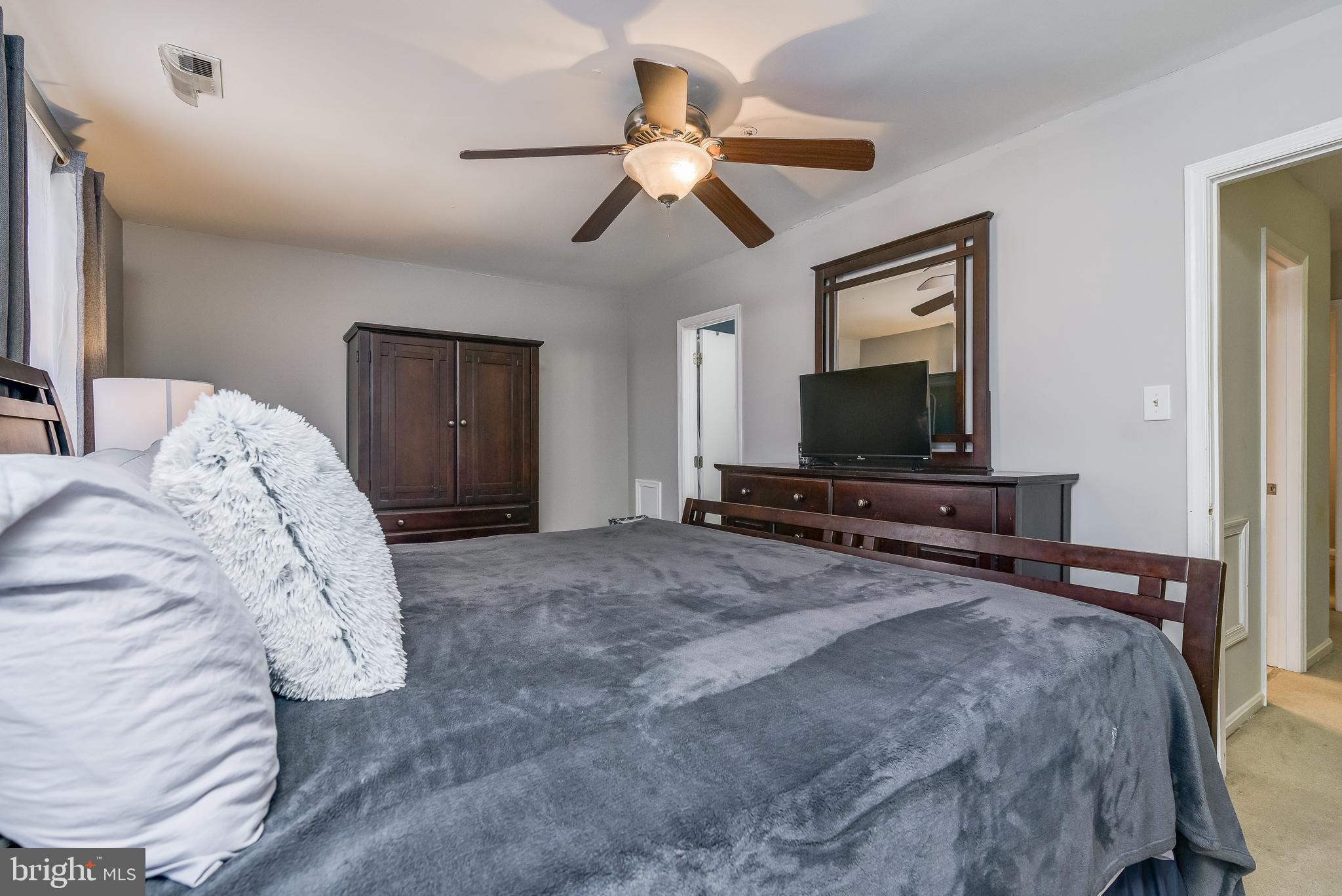 8849 Ritchboro Road District Heights, MD 20747 - Photo 25 of 41