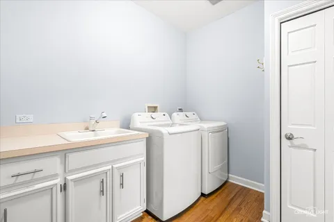 $709,900 | 39W796 Dairyherd Lane, St. Charles, IL 60175