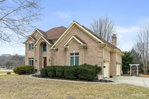 $699,999 | 39W796 Dairyherd Lane, St. Charles, IL 60175