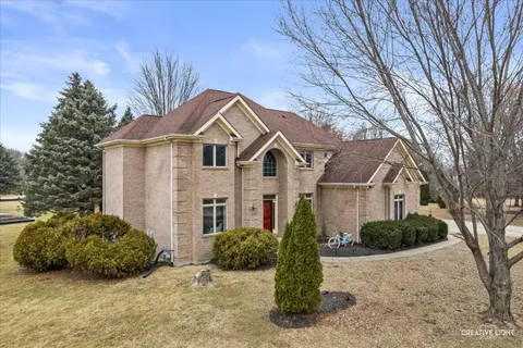 $709,900 | 39W796 Dairyherd Lane, St. Charles, IL 60175