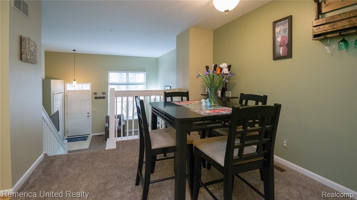 16986 Farmington Road Livonia, MI 48154 - Photo 8 of 27 11_10.jpg
