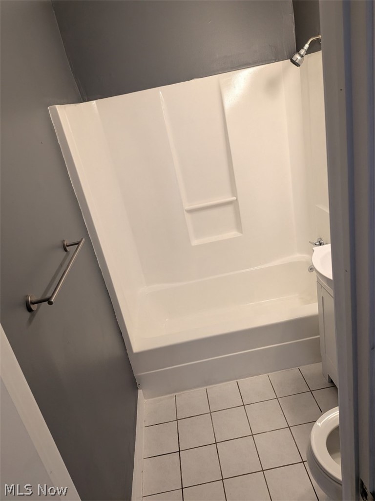 5003 Wake Robin Road Mentor, OH 44060 - Photo 7 of 13 Gallery Image 7