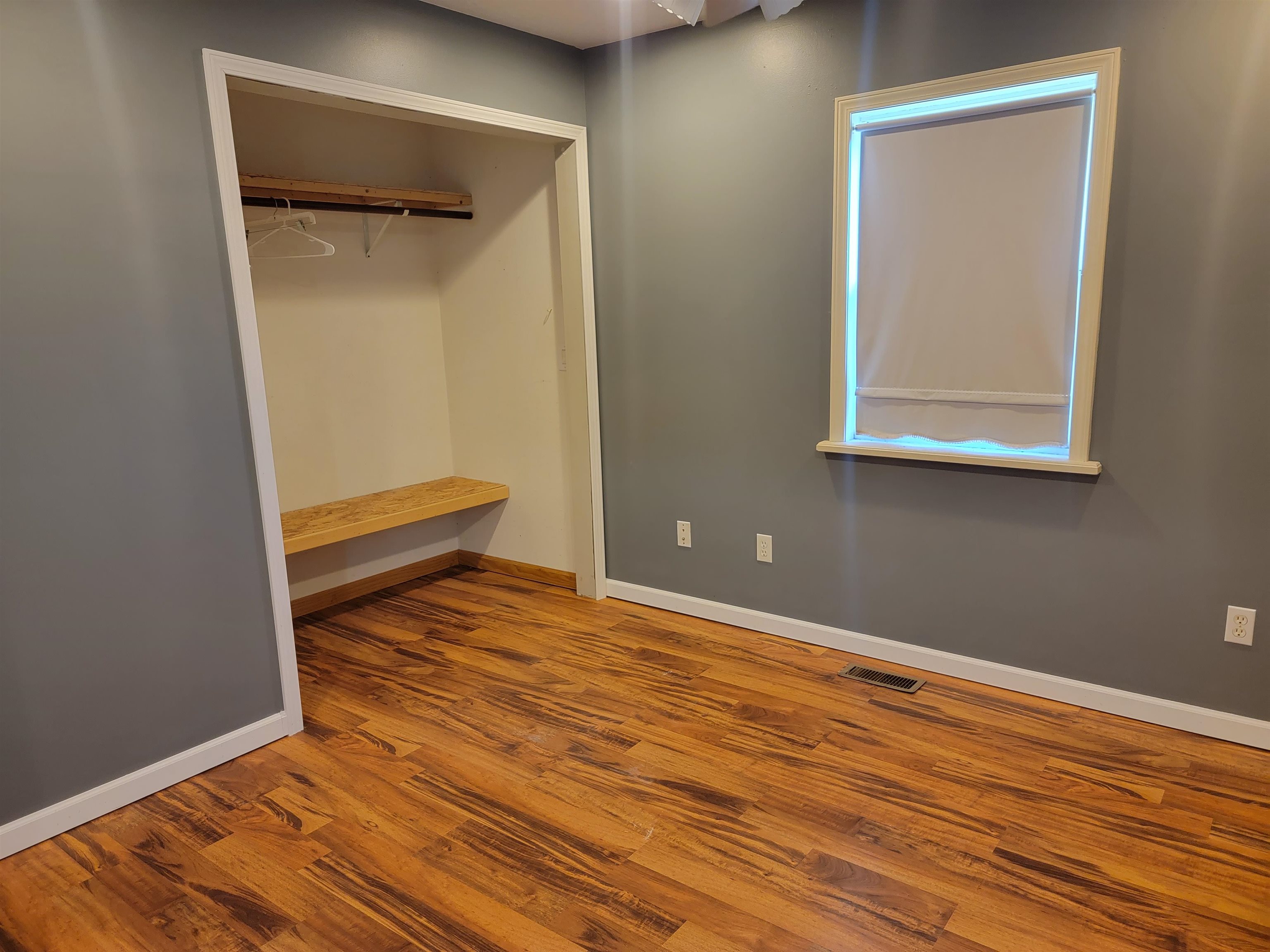 5185 North Center Road Flint, MI 48506 - Photo 22 of 65 50095246-21.JPG