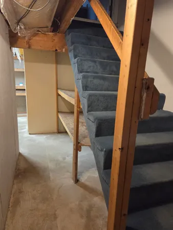 $2,700 | 16 A River Road, Hudson, NH 03051