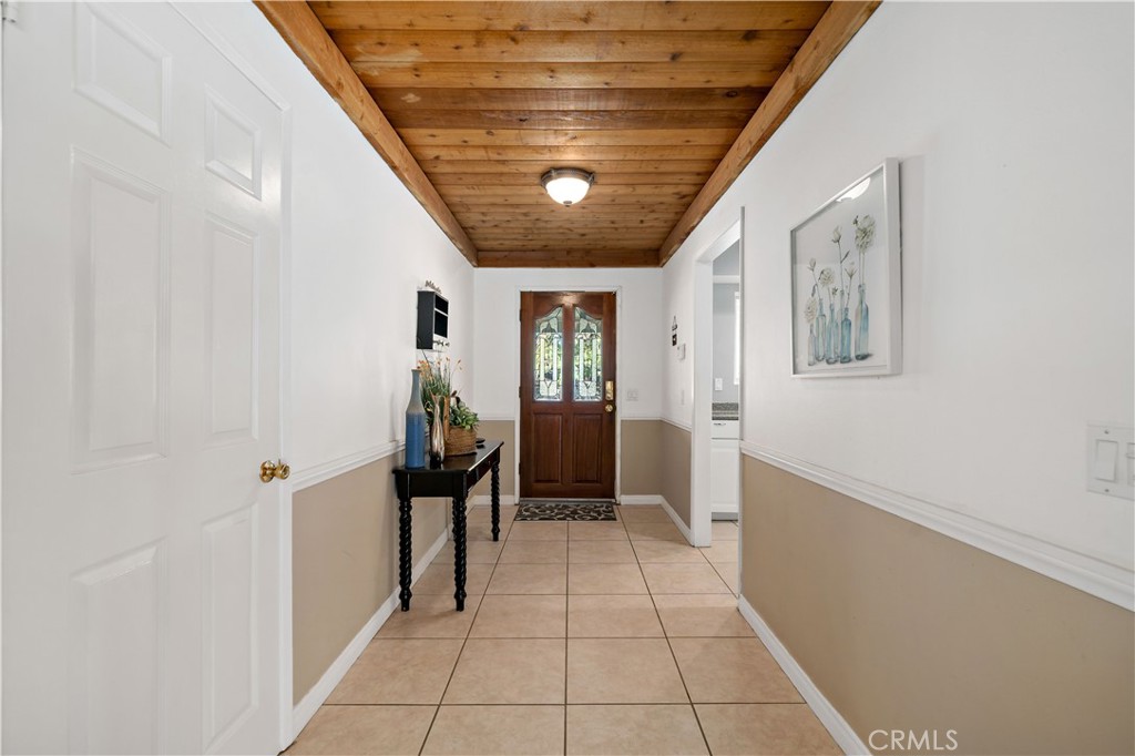 39980 Vía Fernando Temecula, CA 92592 - Photo 16 of 73 Front Entry