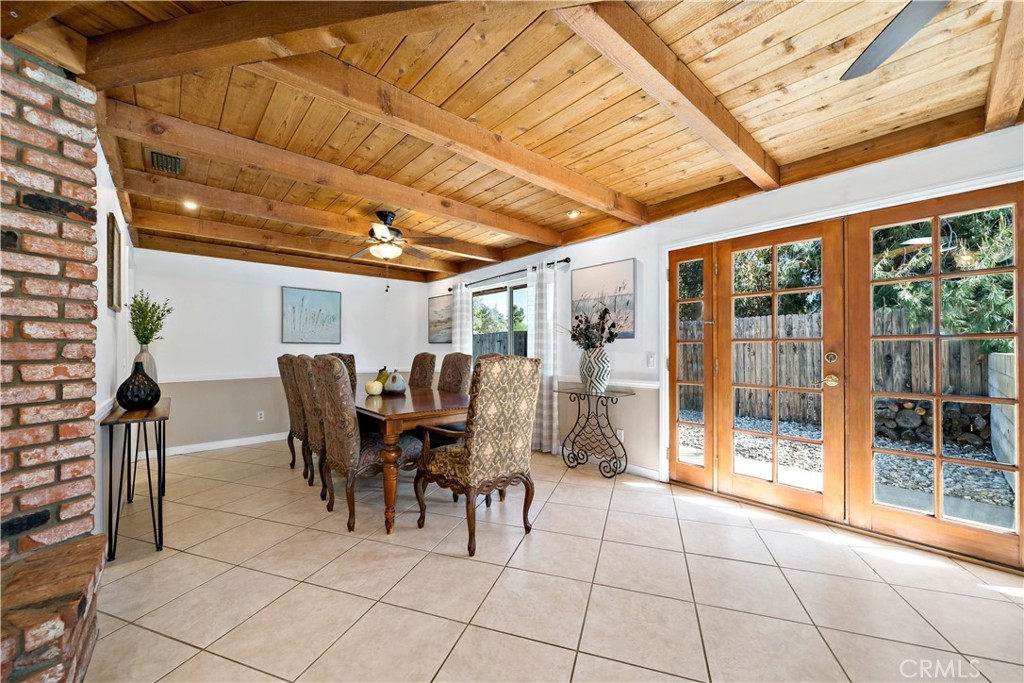 39980 Vía Fernando Temecula, CA 92592 - Photo 21 of 73 a view of a dining room with furniture