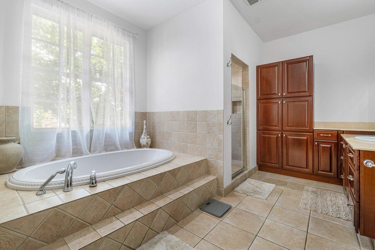783 Toledo Drive Boca Raton, FL 33432 - Photo 23 of 57 024-783ToledoDrive-BocaRaton-FL-33432-SM