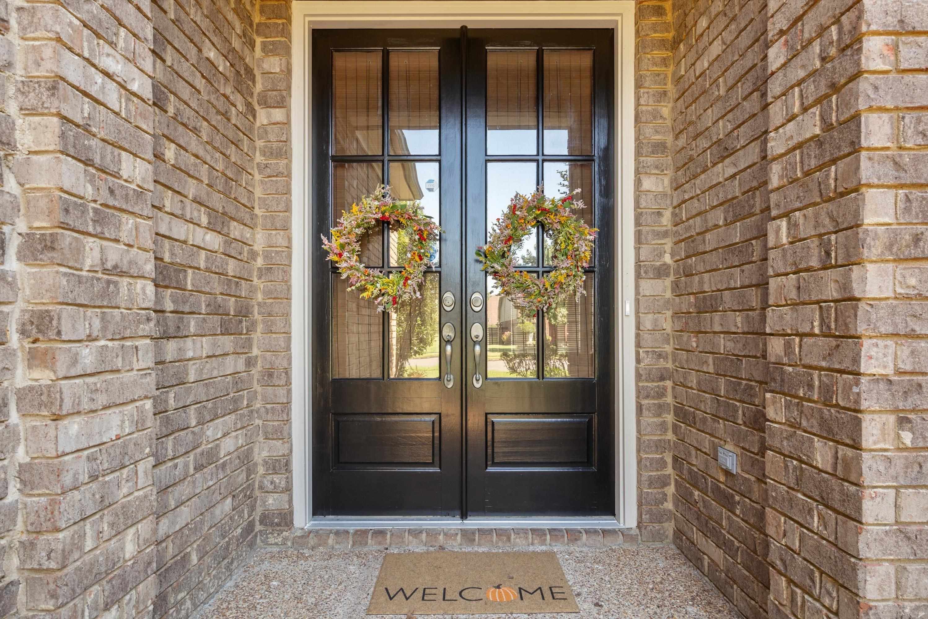 1710 Stillwind Lane Collierville, TN 38017 - Photo 2 of 40 Wood double front doors