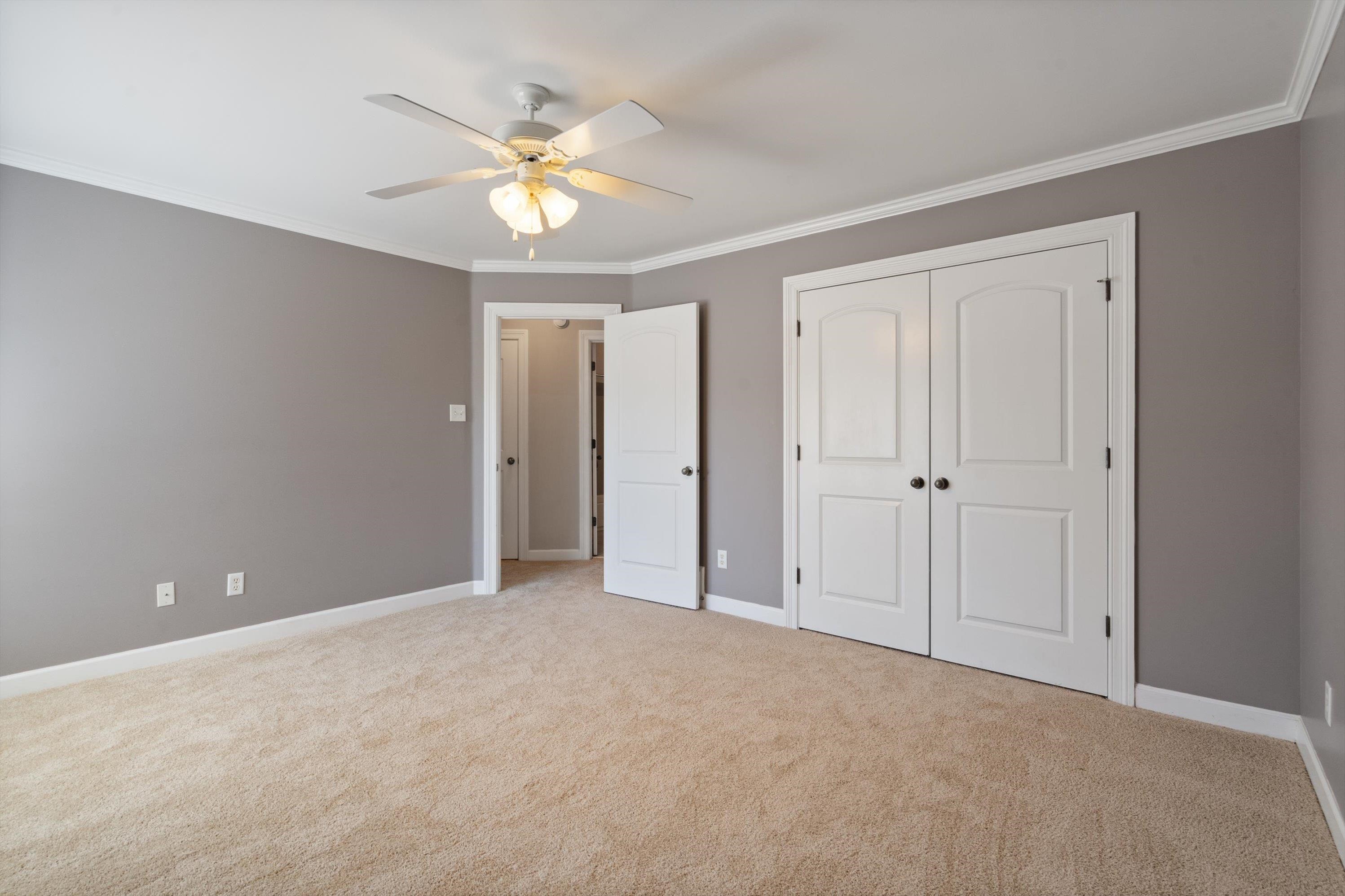1710 Stillwind Lane Collierville, TN 38017 - Photo 23 of 40 The home's third bedroom is located upstairs with a shared bath