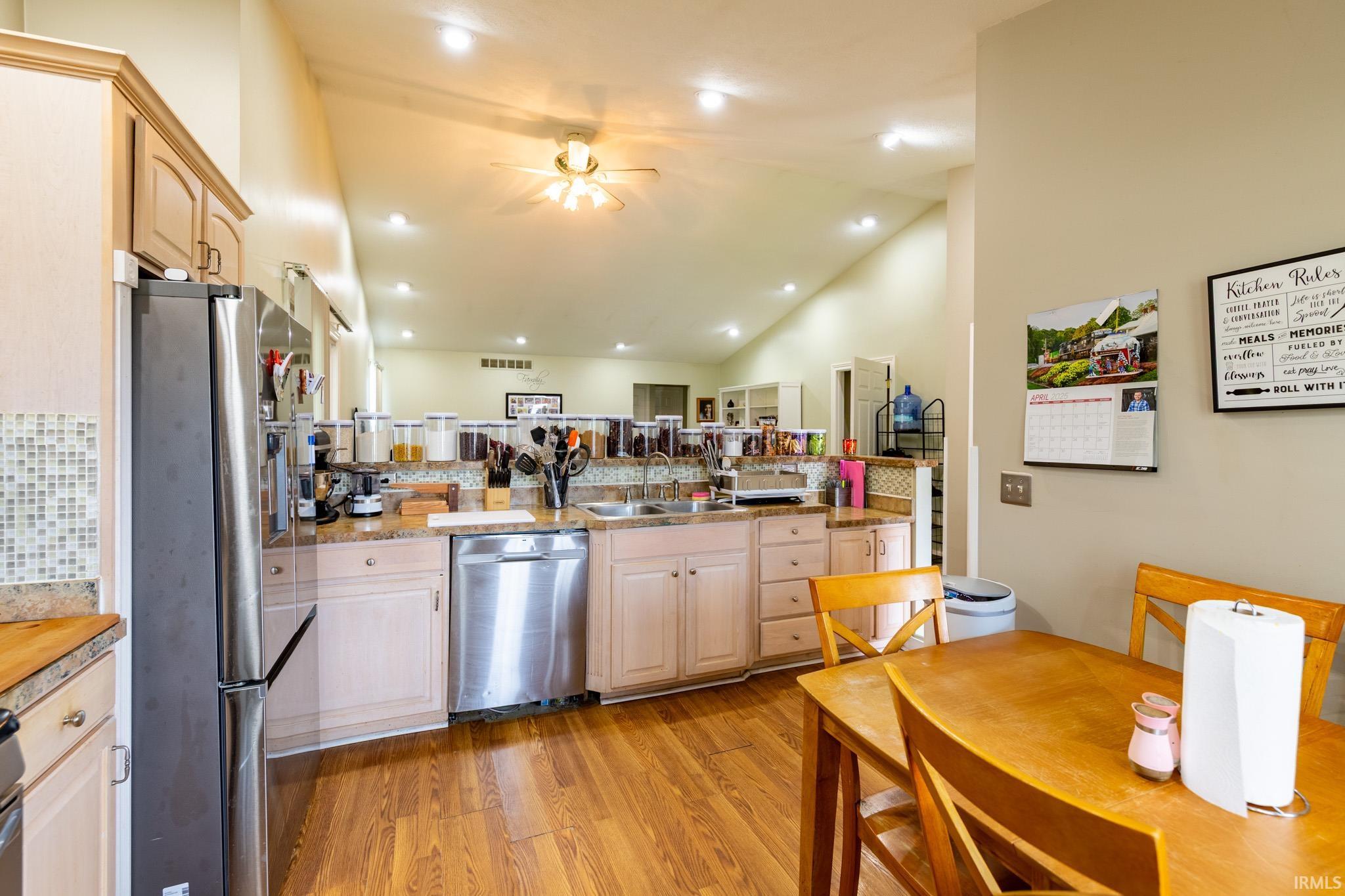 27442 Bison Ridge Elkhart, IN 46514 - Photo 4 of 25 Gallery Image 4