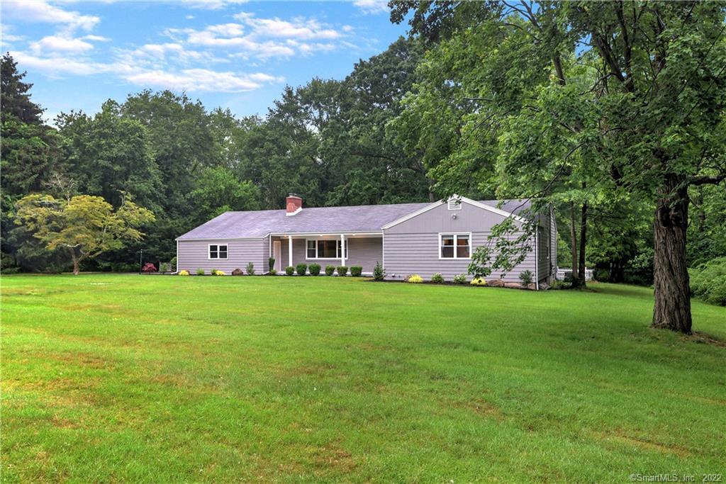 15 Tumblebrook Road Woodbridge, CT 06525 - Photo 1 of 1