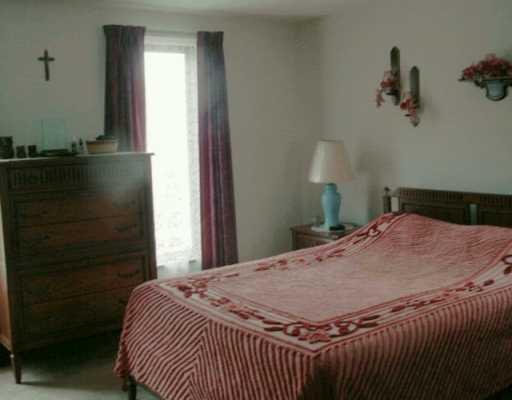 361 Golden Grove Road Economy, PA 15005 - Photo 5 of 8