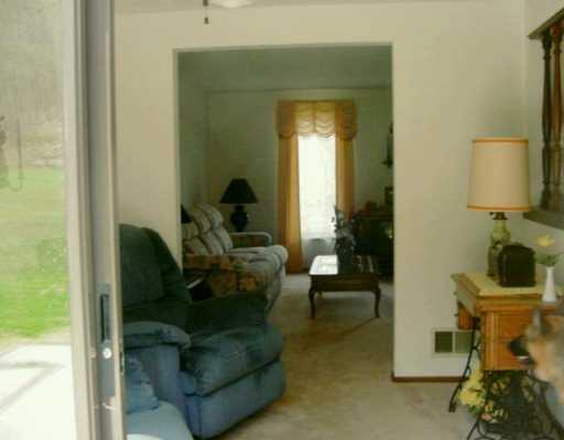 361 Golden Grove Road Economy, PA 15005 - Photo 6 of 8