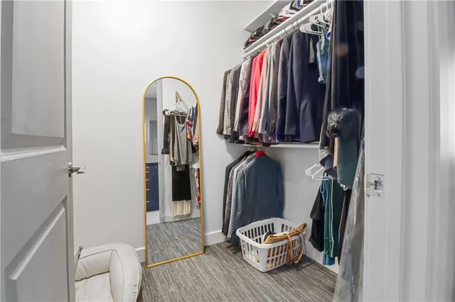 $1,165,000 | 700 West 31st Street, Unit 702, Kansas City, MO 64108