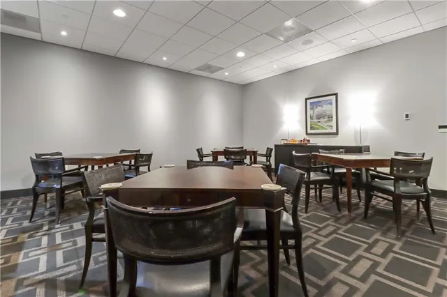 $1,165,000 | 700 West 31st Street, Unit 702, Kansas City, MO 64108