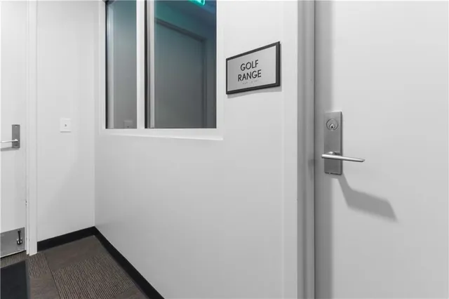 $1,165,000 | 700 West 31st Street, Unit 702, Kansas City, MO 64108