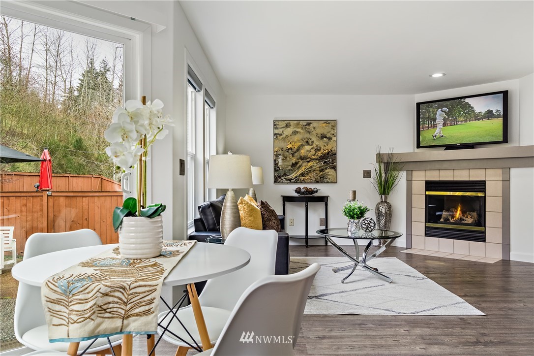 247 Ferndale Avenue Southeast Renton, WA 98056 - Photo 12 of 28 Gallery Image 12
