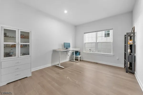 $875,000 | 58 Oakwood Boulevard, Hampton, NJ 08827