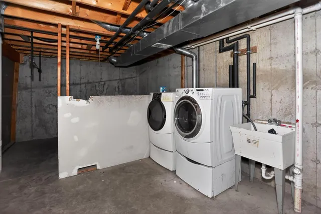 $159,000 | 709 Cambridge Avenue, Rockford, IL 61102