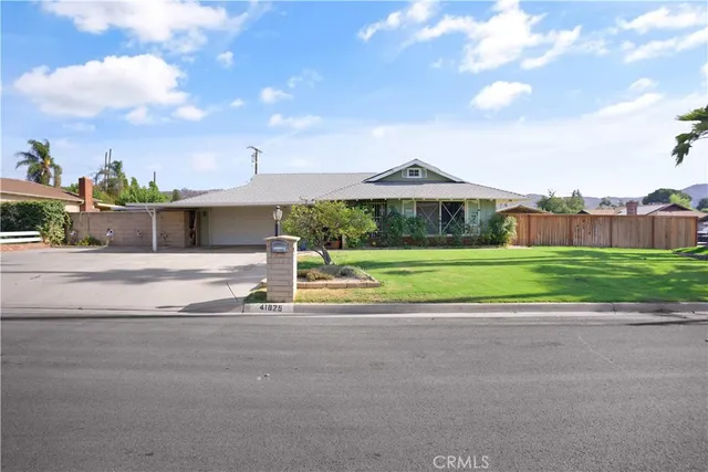 $525,000 | 41825 Thornton Avenue, Hemet, CA 92544