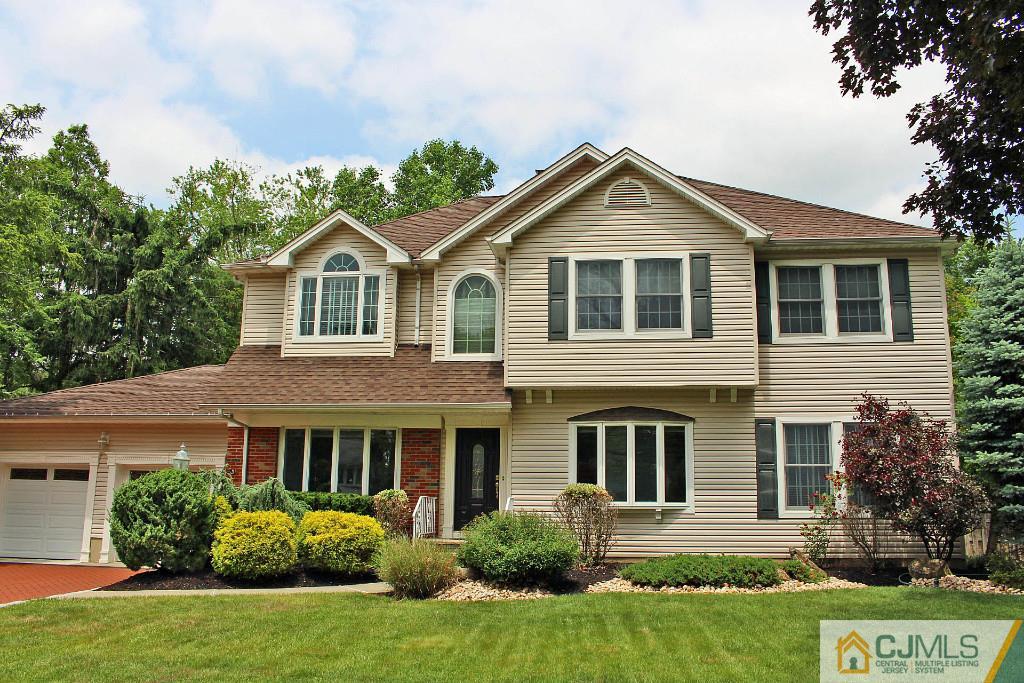 16 Freeman Street Edison, NJ 08820 - Photo 1 of 25 Gallery Image 1